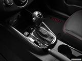  Gear shifter/center console photo